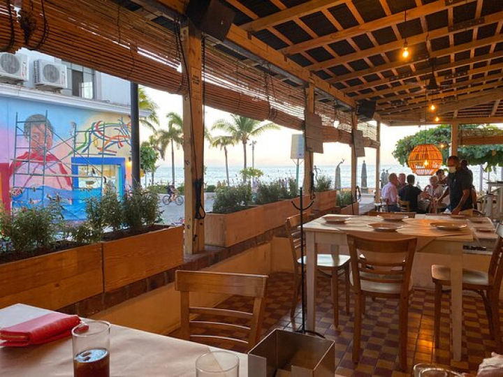 Oyster Grill De La Docena, Puerto Vallarta